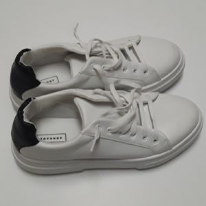 Women's Topshop White Sneaker 🔥🔥🔥